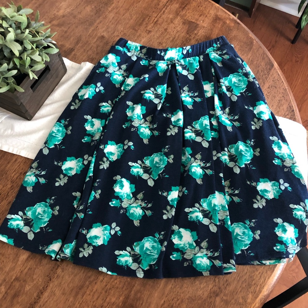 Vintage Lularoe Madison Floral Print Unicorn XS